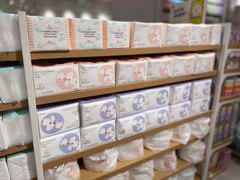 -名创优品(海珠乐峰广场店)