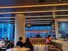 用餐区-星巴克臻选(上海合生汇1F店)