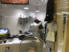 -易改衣·专业衣物奢护中心(珠江新城猎德店)