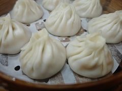 -莱莱小笼·乔艾