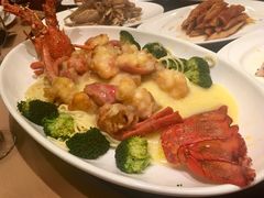 黄油焗波士顿龙虾-新南华大酒店(长寿店)