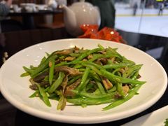 扁豆丝炒鹿茸菇-闽和南(深圳万象城店)