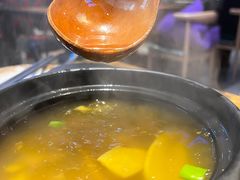 菌菇汤-花食间餐吧(远大购物中心群力店)