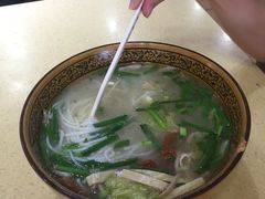 -桥香园云南过桥米线(金马碧鸡店)
