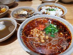 酸辣粉-默记孙抄手(经开万达店)