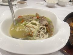 金牌酸汤肥牛-宝园酒家(美林M·LIVE天地东座店)