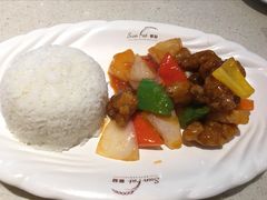 菠萝咕噜肉饭-香港新发烧腊茶餐厅(书城店)