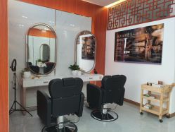 -岳灵生发养发馆