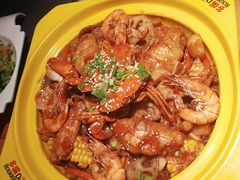 -多嘴超级肉蟹煲(杉杉国潮主题店)