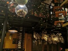 -胡桃里音乐餐厅(陶溪川店)(川湘赣菜·世界百大酒庄直供红酒·音乐表演)