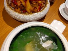 -隔壁老王·家常云南菜(花巷店)