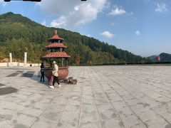 -九鼎铁刹山风景区
