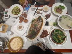 -梅利汴京烤鸭•开封豫菜地标店(铁北街店)