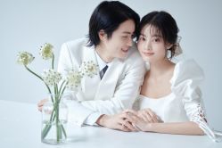 点击看大图 -挪娅婚纱摄影皇家会所