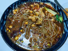 -麻婆婆白家肥肠粉(海岸城店)
