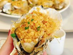-年辉渔村·非遗传承餐厅(新丰江店)