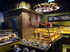 面包甜点陈列柜-TIMO COFFEE 阿拉校园面包