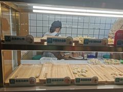 面包甜点陈列柜-袁记云饺(新街口店)