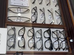 -博士眼镜(沙井京基百纳广场店)
