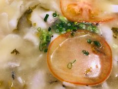 -兔行天下-鸿鹤鲜锅兔(中海国际店)