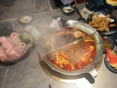 -黄记煌三汁焖锅(新佳丽江汉路店)