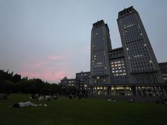 -复旦大学光华楼