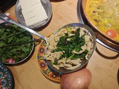 -洱火云南酸菜牛肉火锅(石景山当代商城店)