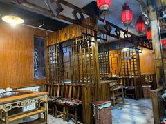 -果松木炭酸菜铜火锅·外婆参鸡汤