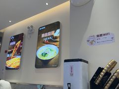 -小杨生煎(浦江欢乐颂店)