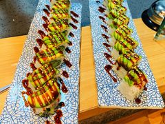 牛油果黄瓜卷-村上一屋(望京店)