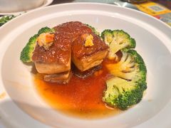 -万重锦·人文川菜馆(骡马市店)