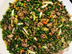 特色尖椒兔-江湖黑大兔(杨家坪店)