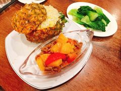 原只菠萝牛肉饭-正德顺順德雙皮奶(中信店)
