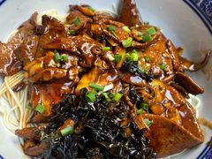 -沪西老弄堂面馆(定西路店)