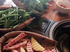 -阿婆情腊排骨火锅(金虹路店)