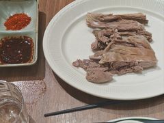 手抓羊肉腿肉-贯贯吉·清真餐厅(浙江中路店)