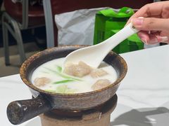 鲜奶现磨杏汁曼煮鱼皮饺-喜势点·糖沙翁手工茶点·本地人茶居(永庆坊店)