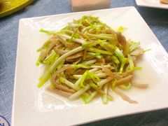 -骄傲de小龙虾 · 全羊馆(新北万达店)