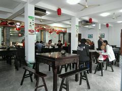 大堂-张一品食府