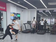 -超减·私教减肥馆(世博店)