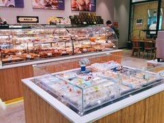 -巴黎贝甜(华堂新辰汇店)