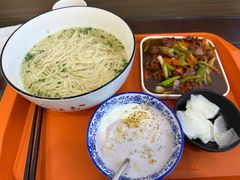 -百年老字号·观振兴蟹黄面·三虾面·苏式面(观前街富仁坊巷店)