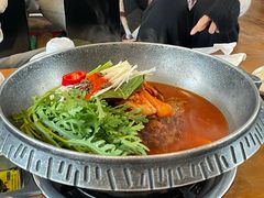 -喇喇排骨火锅·传统韩式脊骨汤(望京西园总店)