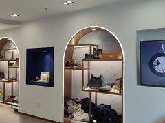 -聚云奢二手奢侈品黄金手表包包回收·中古店(上海店)