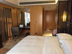 -中山利和希尔顿酒店