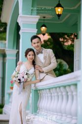 -现代经典婚纱摄影