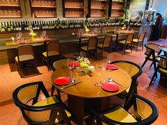 -肆海小川菜酒馆Wine Bistro (青年路店)