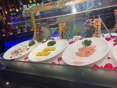 -四海一家自助餐(益田假日广场店)