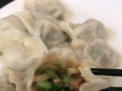 -孖妹上肉饺子馆