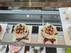 -花花卷卷·鲜食蛋糕(静安久光百货店)